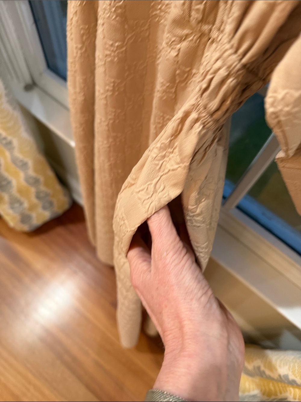 Coastal Grandmillennial Textured Tan Maxi Dress Smocked Pockets Entro Small - Picture 8 of 15